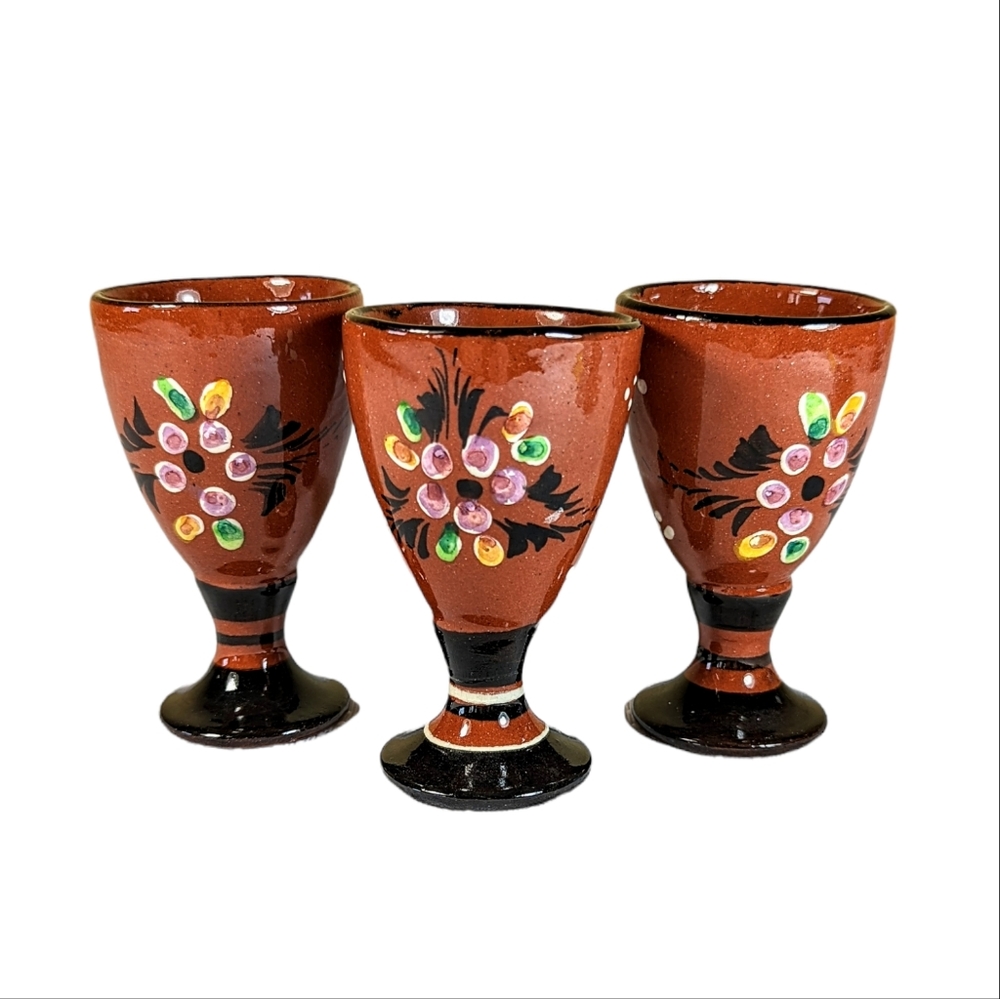Vintage Russian Khokhloma Cups Set Of 3 Lacquered Floral Hand Painted Design 4in